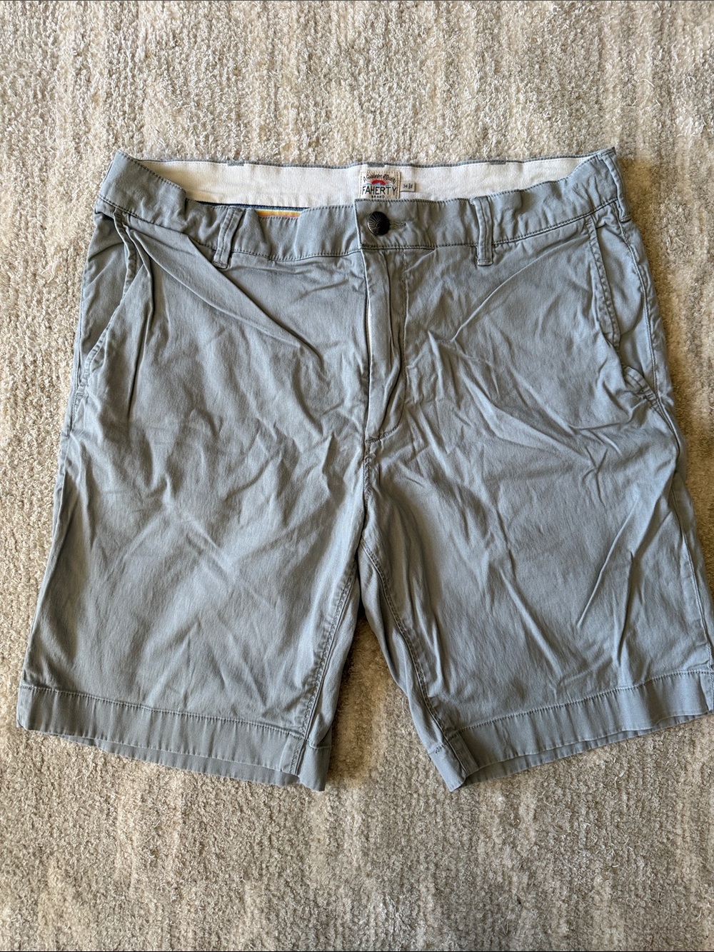 Faherty Light Gray Flat-Front Chino Shorts